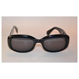Escada-sunglasses-Black