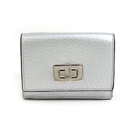 Fendi-Fendi Tri-fold Wallet in Silver Leather-Silvery