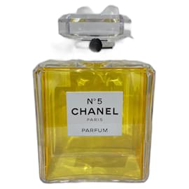 Chanel-Giant Chanel N*5 Perfume Dummy Bottle-White,Yellow