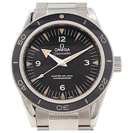 Omega-Omega Seamaster-Black
