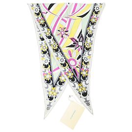 Emilio Pucci Printed Triangle Scarf in Multicolor Silk Multiple colors