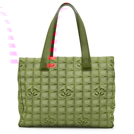 Chanel-Chanel Red New Travel Line Nylon Tote-Red