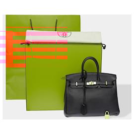 Hermès-HERMES Birkin 25 Bag in Black Leather - 102568-Black