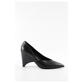 Hermès-Leather heels-Black