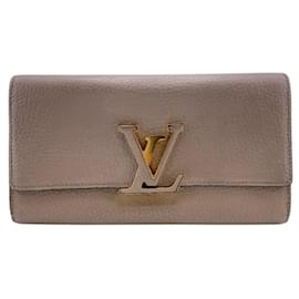 Louis Vuitton-Louis Vuitton Capucines-Beige