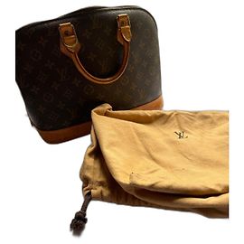 Bolsa Louis Vuitton Alma PM Marrom Couro Marrom