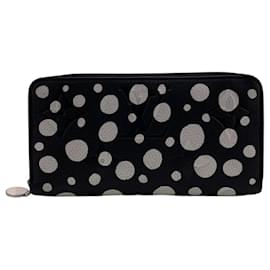 Louis Vuitton-Louis Vuitton Zippy wallet-Black