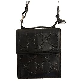 Borsa a tracolla nera Gucci GG in rilievo Nero Nero