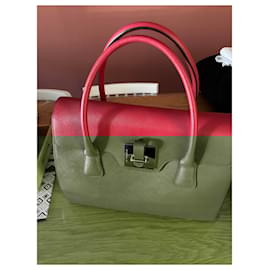 Autre Marque-Le Tanneur large model Nina handbag for women in very good condition-Other