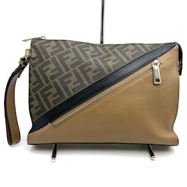 Fendi-Fendi Diagonal Clutch Bag-Brown