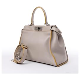Fendi-Sac à main Fendi Peekaboo Regular en cuir 2Way en gris et jaune-Gris