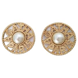 Autre Marque-Earrings with clips - Excellent condition - AGATHA PARIS-White,Golden,Cream,Eggshell,Gold hardware