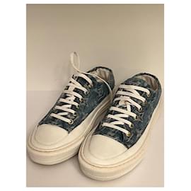 Louis Vuitton-LOUIS VUITTON Bleu Monogram Denim Stellar Sneakers-White,Blue