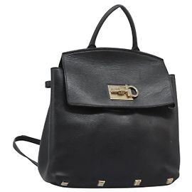 Zaino in pelle nera e oro Gancini di Salvatore Ferragamo Auth 115181 Nero D'oro
