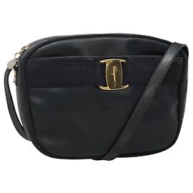 Sac à épaule Vala en cuir navy or de Salvatore Ferragamo Auth bs22996 Doré Bleu Marine