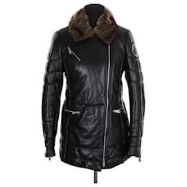 Ventcouvert Leather down jacket Black