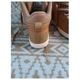Autre Marque-Nike shoes for women in very good condition-Other