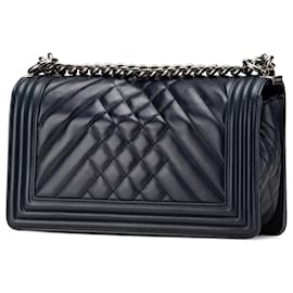 Chanel-Chanel Blue Medium Chevron Lambskin Boy Flap-Blue,Navy blue