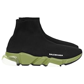 Balenciaga-Balenciaga Speed Clear Sole Sneakers in Black and Red Polyester-Black
