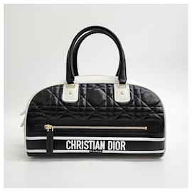 Dior-Christian Dior Vibe Bowling Bag Medium M6202Ofca -Black