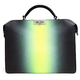 Fendi-Fendi Peekabooi See U Medium -Black