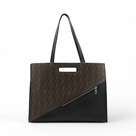 Fendi-Fendi Zucca Leather Shoulder Bag-Brown