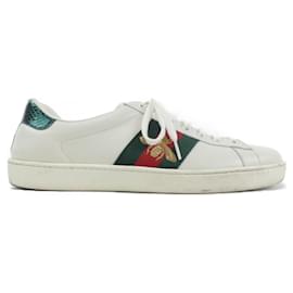 Gucci-Gucci Green and Red Sneakers-White,Red,Green