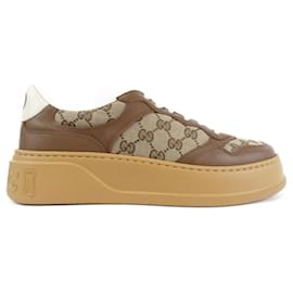 Gucci-Tênis marrons Gucci-Marrom
