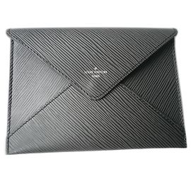 LOUIS VUITTON Pochette pression cuir épi ANTHRACITE NEUVE Gris anthracite