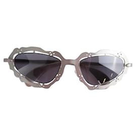 Autre Marque-Silver sunglasses-Silvery