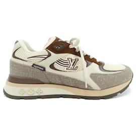 Louis Vuitton-Louis Vuitton Beige Sneakers-Beige