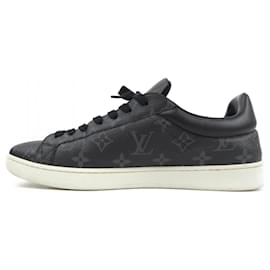 Louis Vuitton-Louis Vuitton Black Sneakers-Black
