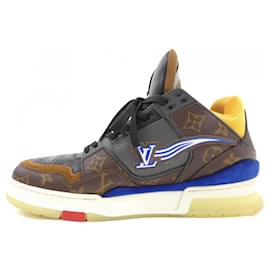 Louis Vuitton-Tênis pretos e marrons Louis Vuitton-Marrom,Preto