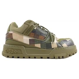 Louis Vuitton-Louis Vuitton Beige and Khaki Sneakers-Beige,Khaki