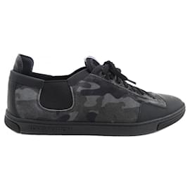 Louis Vuitton-Tênis pretos e cinzas Louis Vuitton-Marrom,Preto