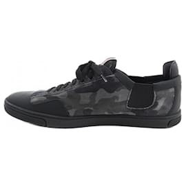 Louis Vuitton-Tênis pretos e cinzas Louis Vuitton-Marrom,Preto
