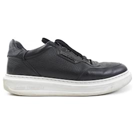 Louis Vuitton-Tênis pretos Louis Vuitton-Preto