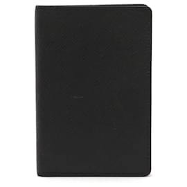 Louis Vuitton-Louis Vuitton Taiga Passport Cover-Black,Grey