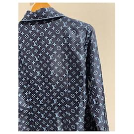 Louis Vuitton-LOUIS VUITTON Tops T.FR 34 Silk-Blue