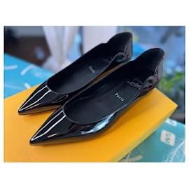 Christian Louboutin-Hot Chickita Ballerina Black Patent Pump Size 37.5-Black