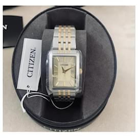 Autre Marque-Citizen-Gold hardware