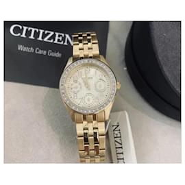 Autre Marque-Citizen-Gold hardware