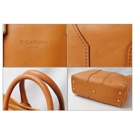 Yves Saint Laurent-Yves Saint Laurent Leather Tote/Handbag Camel 189542-Brown
