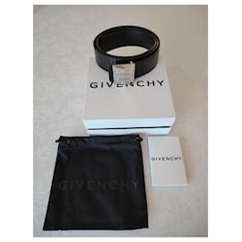 Givenchy-GIVENCHY REVERSIBLE LEATHER BELT WITH 4G BUCKLE.-Black