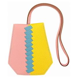 Hermès-Hermes Crochet Cle Traceage Keychain-Pink,Yellow