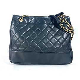 Chanel Vintage Matelassé Schultertasche Schwarz Golden