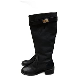 Incríveis Botas Shark Lock da Givenchy Preto