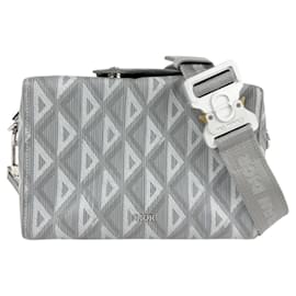 Christian Dior-Christian Dior Gray Leather Shoulder Bag-Brown