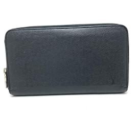 Louis Vuitton-Louis Vuitton Taiga Leather Long Wallet-Black