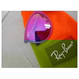 Ray-Ban-Classic-Purple